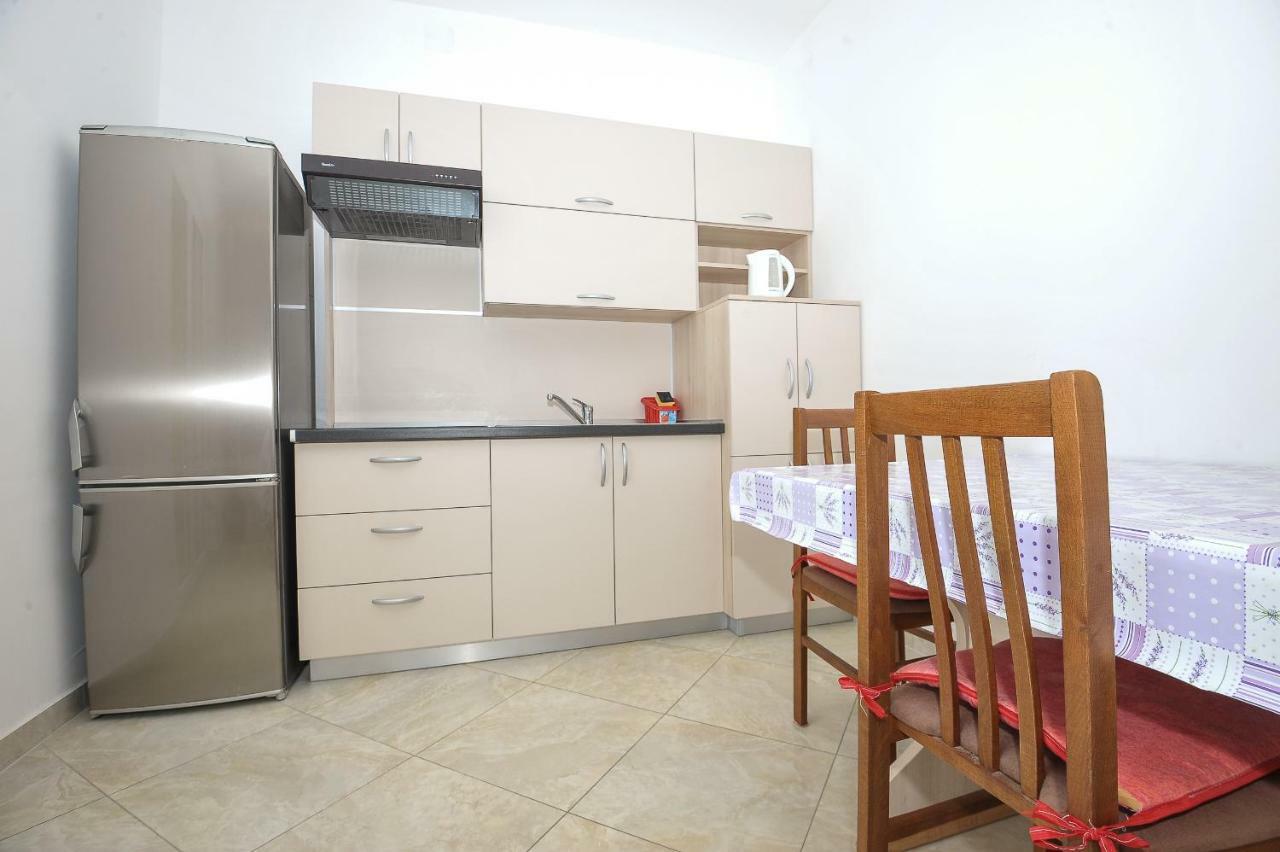 Apartmani Vrtlici Zdenka Stara Novalja Exterior photo
